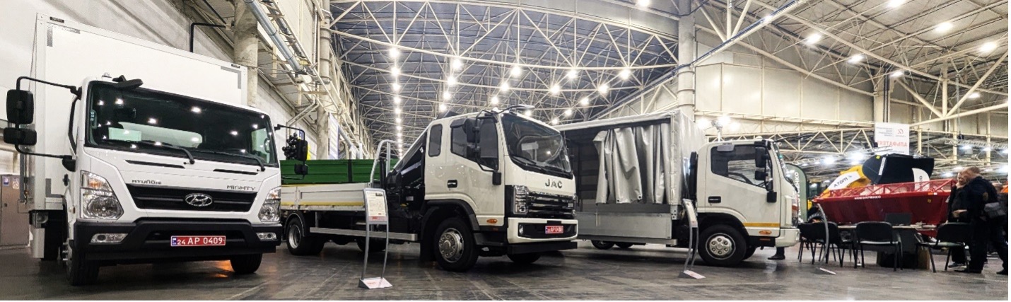 вантажівки JAC N90 та N120