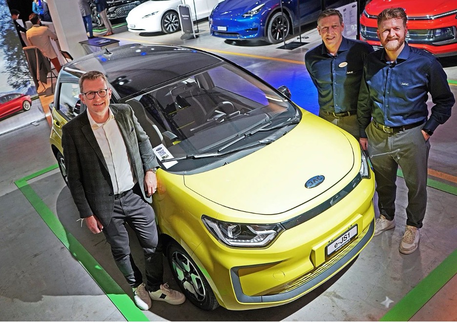 Компанія JAC на Швейцарському автосалоні